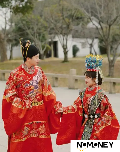 历时2190天设计的顶奢婚服免费送，逆水寒一出手就给友商上压力了？